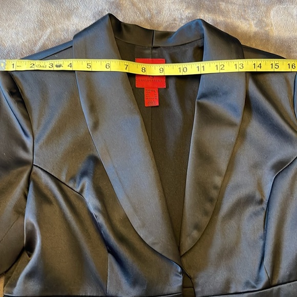 JS COLLECTIONS | Cropped Satin Blazer - sz 8 - Picture 12 of 16